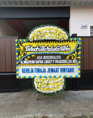 Papan Bunga Duka di Parangtritis